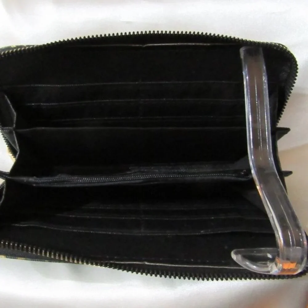 Ladies Wallet - Picture 3 of 6